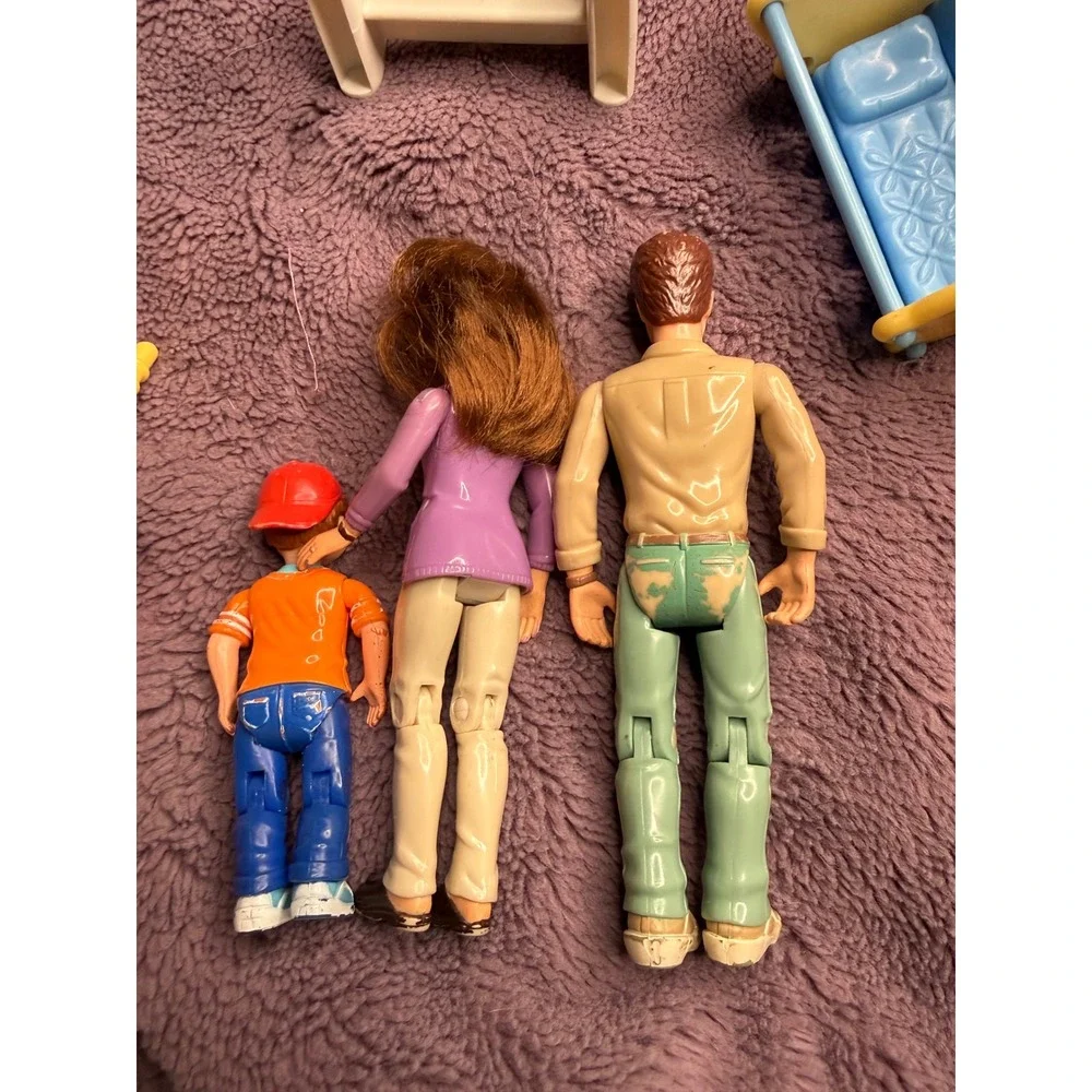 Vintage Fisher-Price Loving family figure and furniture lot various 10 pieces